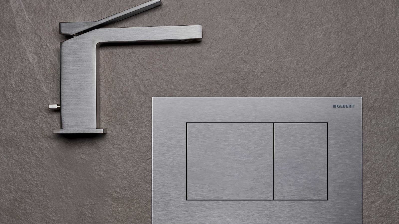 Geberit Sigma40 stands out thanks to its clear, straight-line design language and goes perfectly with square taps Geberit Sigma40 stands out thanks to its clear, straight-line design language and goes perfectly with square taps