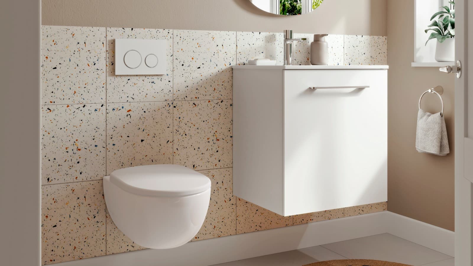 Small Geberit Selnova bathroom with wall-hung WC and washbasin Small Geberit Selnova bathroom with wall-hung WC and washbasin
